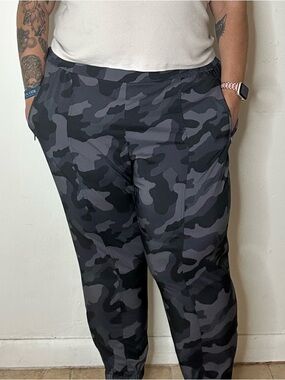Old Navy Active Jogger Style Pants Size XXL